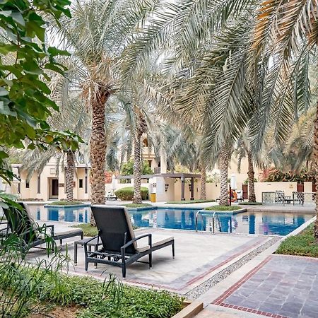 Higuests - Spacious Apt With Private Balcony In Old Town Dubai Bagian luar foto